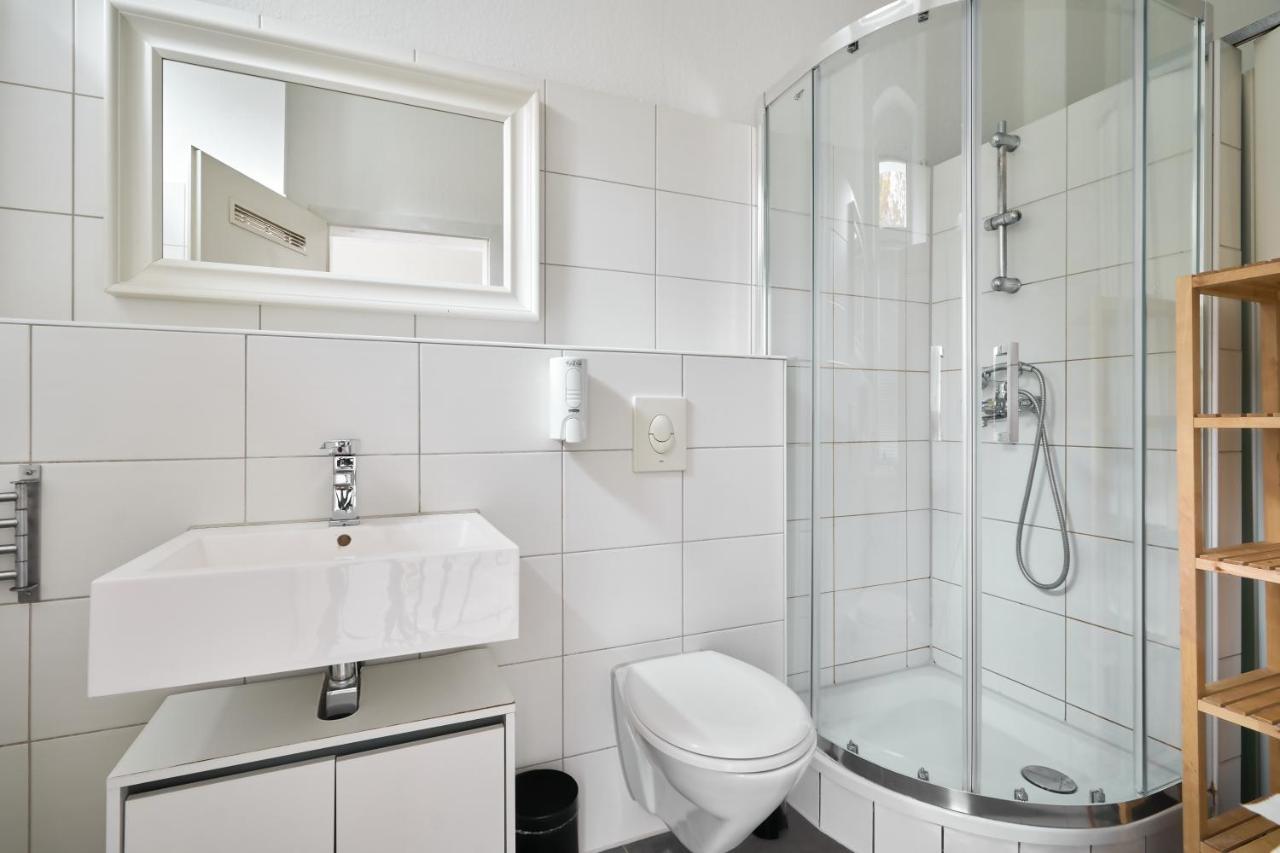 Cityapartment Fuer Bis Zu 8 Personen Berlin Exterior foto